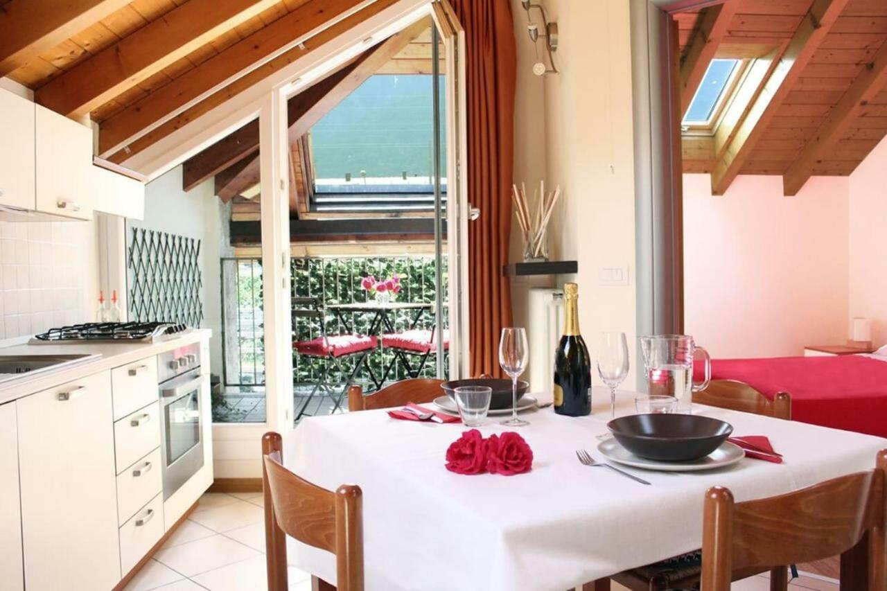 "Il Cortile" Apartment Colico Luaran gambar